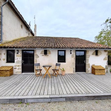 Le Moulin Du Fresne, Chambres D'Hotes Gourge Luaran gambar